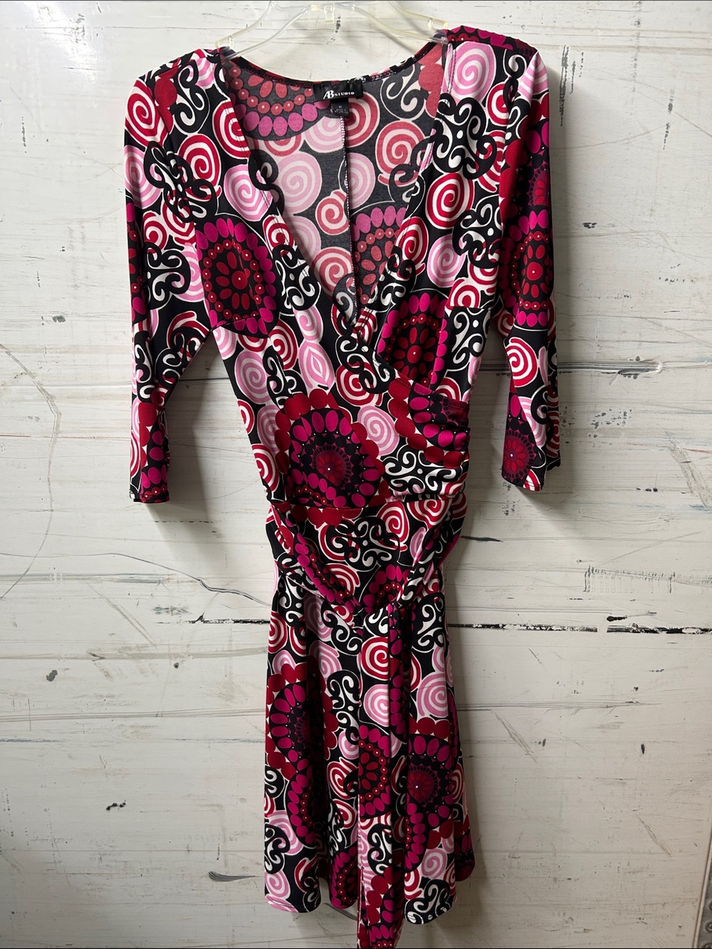 🌸❤️AB Studio Pink and Black Floral Wrap Midi Dress - Picture 2 of 5